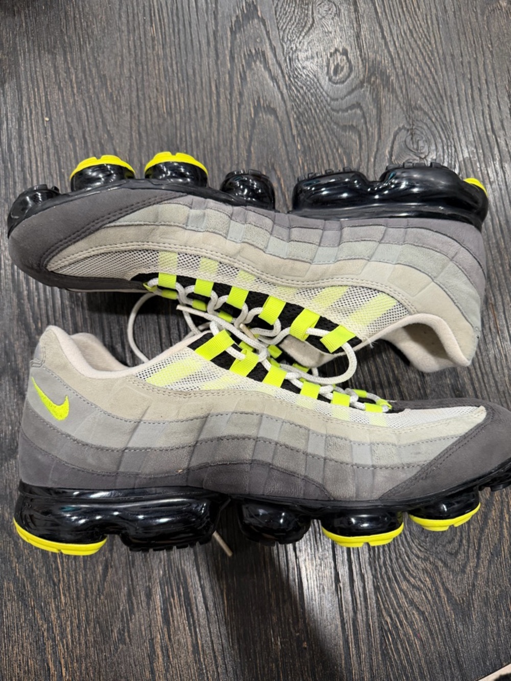 Nike Air Vapormax 95 Neon Black Volt Medium Ash Mens Size 13
